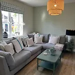 Semesterbostad Neptune House The Bay Sweet Homes With Car Ev Point Filey