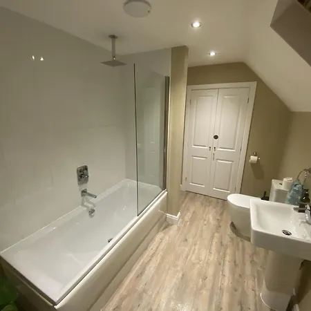 Neptune House The Bay Sweet Homes With Car Ev Point *